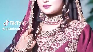 Beautiful Barat Bridal Compelet Look 10