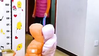 Baby doing phool mama(720P_HD).