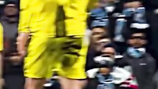 Satisfytong_&Football