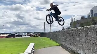 Cycling jump wow