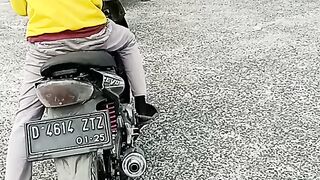 Antri di pom bensin