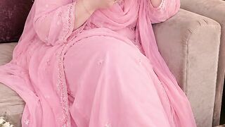 Zoya Khan