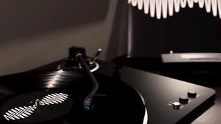 Arctic Monkeys - I Wanna Be Yours