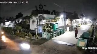 WHAT IS GOING ON?! 😂 CRAZY MOTORCYCLE RIDERS CAUGHT ON CCTV | UNBELIEVABLE ROAD MOMENTS!
