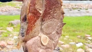 Survival Masak Daging Saat Hujan Tiba