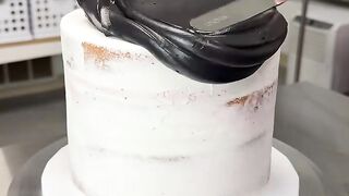 Satisfying Buttercream Cake Magic! 😍🍰✨ You Can't Look Away!