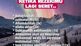 amalkan ini ketika hidup mengalami kesulitan dan kesempitan