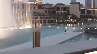 Dubai Fountain Show at Burj Khalifa - Amazing Night Water Dance Dubai
