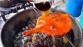 Thai-style, Crispy Peking Duck and Duck skin dish | Thai Street food  #Peking_Duck #Thai_food