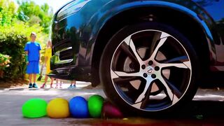 Five Kids Four Colors Water Balloons Challenge