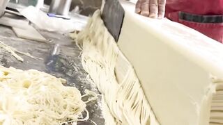 Satisfying Dough Cutting ????