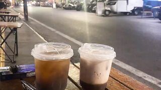 Ngopi di pinggir jalan 2