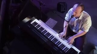Do you remember🌹Phil Collins👍❤️🌹