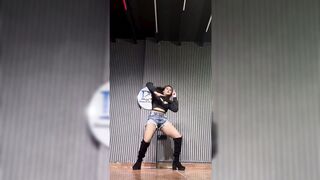 Indian Girl Jot Bulani Dance 13