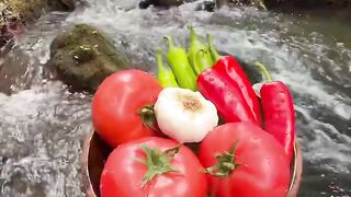 "ASMR Bushcraft Cooking: Luxurious Shakshuka in the Middle of Nature"