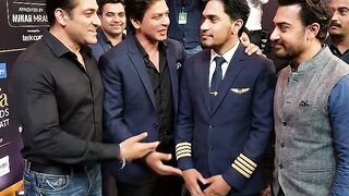 men_talking_at_event