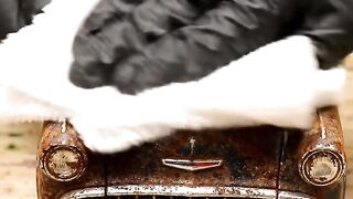 Extremely Rusty Vintage Car Restoration 🚗 Original Paint Revealed! #Shorts