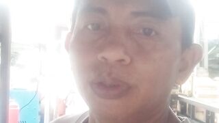 Sedang jualan