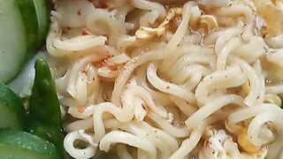 Indomie telor seger banget