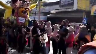 BUROK ANAK KECIL