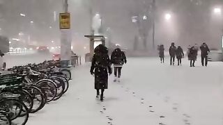 Winter atmosphere in a Korean city