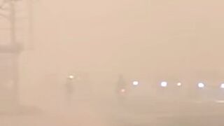Wildfire Smoke Engulfs the City | Motorcycle Ride