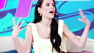 Ana Castela exibir evolução no seu corpo após a