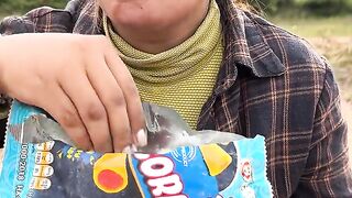 Survival Skills_ SMART idea andUSEFUL with single mom#outdoors #viralvideo #campinglife #fyp 9