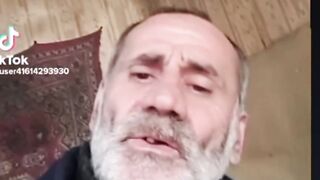 Old Man Singing a Song very Funny ????