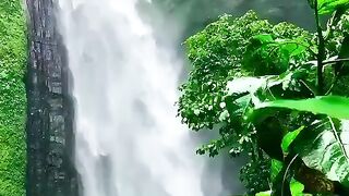 What a fantastic waterfall