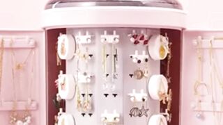 Jewelry holder