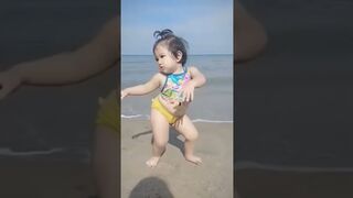 Cute babe funny dance