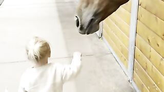 So beautiful video cute baby moment ❤️😍❤️ 3