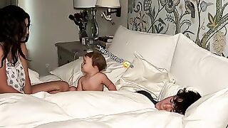 So beautiful video family moment 😍🤩🥳