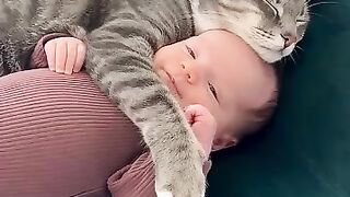 So beautiful video cute baby moment ❤️😍❤️ 6