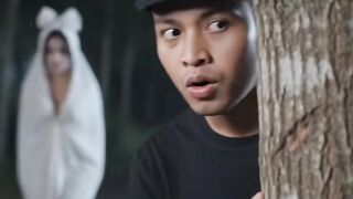 female pocong