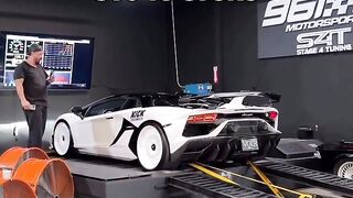 SVJ vs GT3RS