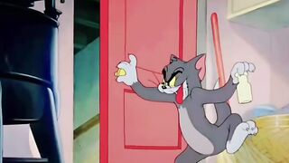 Tom Sneaked Fresh Milk Behind The Chair… THEN JERRY PULLED THE STRAW! 🥛🐱👀 (Caught Red-Handed)