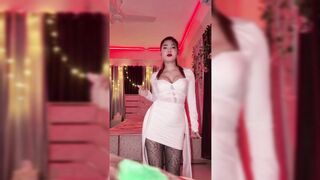 Indian Girl Zara Rhamann Dance