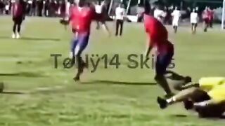Main bola tarkam