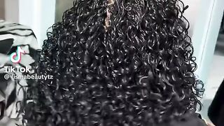 See this hair...i want it......