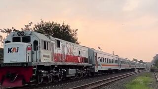 Indonesia afternoon train time
