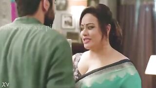 sexy auntie