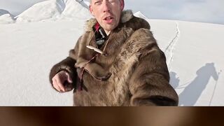 CAMPING WITH NO TENT AT -26 DEGREES?! 😱 #shorts