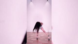 Indian Girl Jyoti Kohli Dance 10