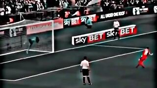Beautiful goals and unbelievable shots of Cristiano ronaldo