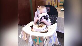 Funniest_Baby_Videos_of_the_Week_Try_Not_To_Laugh..