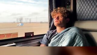 THE LONGEST TRAIN RIDE IN AMERICA?! 😱 #shorts