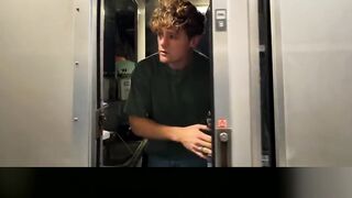 THE TRAIN SPLIT IN TWO?! 😱 #shorts