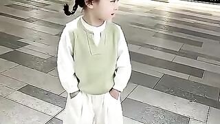 在這偷偷跳舞，應該沒人發現了吧，姨姨們快來看看糖糖跳的好不好呀
